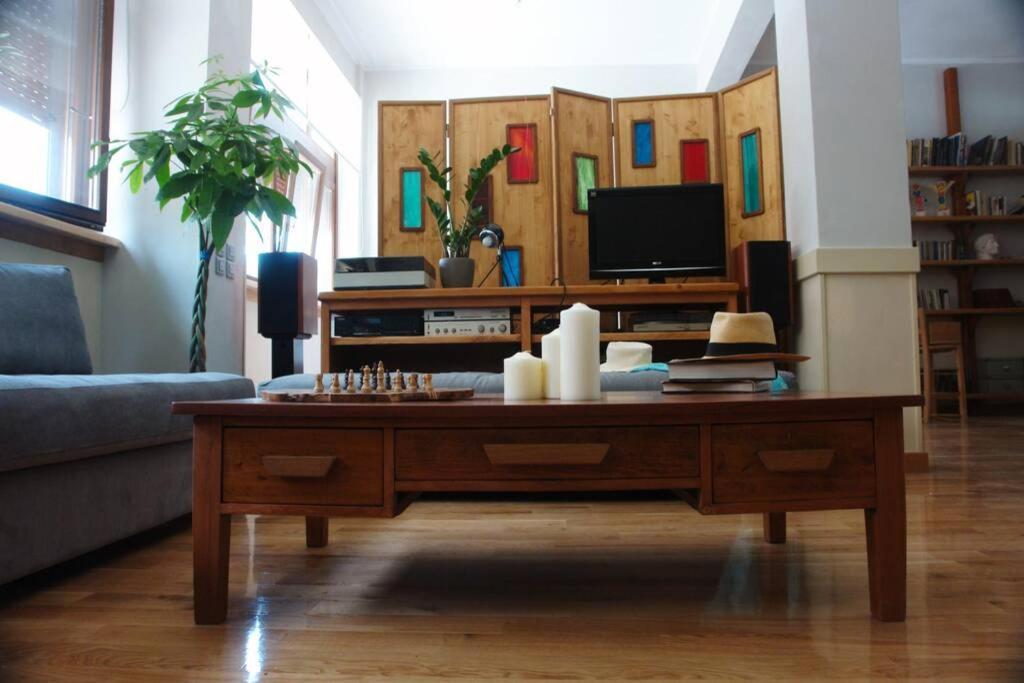 Unique - Spacious Studio With Rooftop / Thissio أثينا المظهر الخارجي الصورة