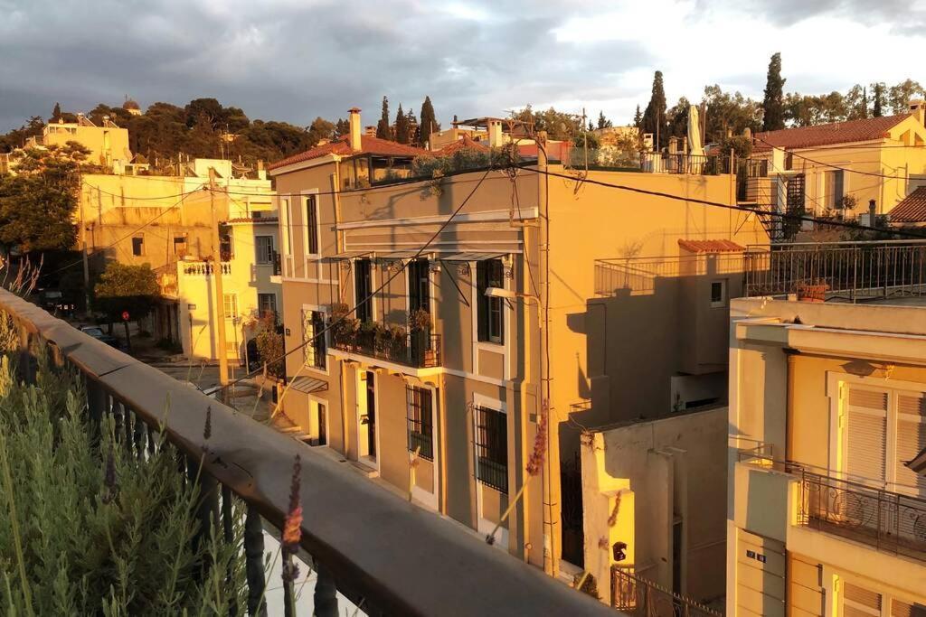 Unique - Spacious Studio With Rooftop / Thissio أثينا المظهر الخارجي الصورة